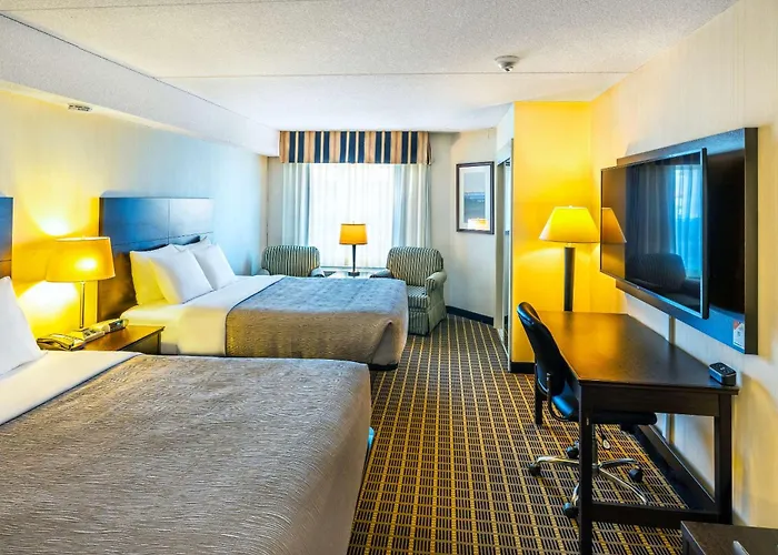 Quality Inn & Suites Garden Of The Gulf